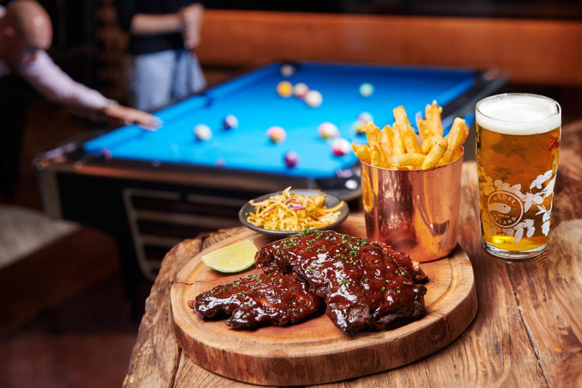 Five Jumeirah Village Dubái Exterior foto A plate of pork ribs